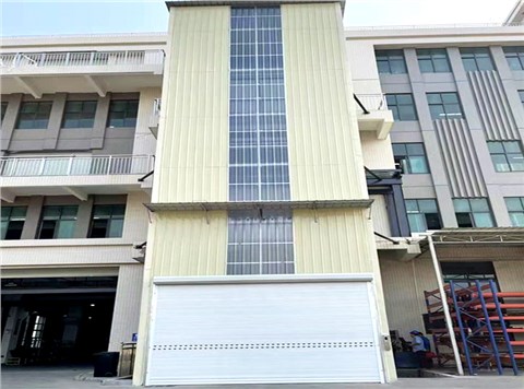 室外液压升降机